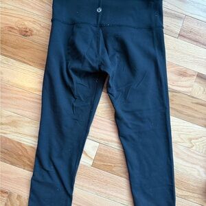 Lululemon cropped leggings no tags fit like a 2
